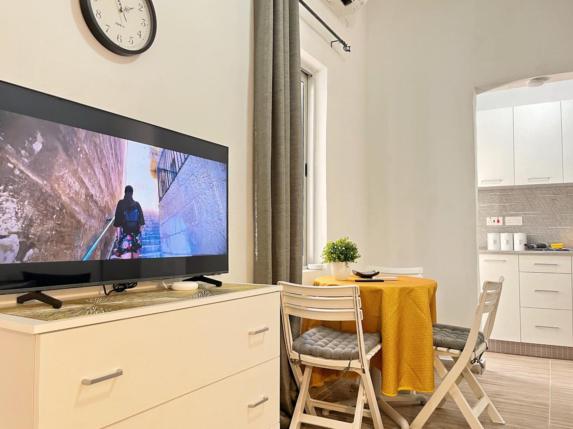 Maria & Matthias - Apartments In Central Of Floriana Екстериор снимка